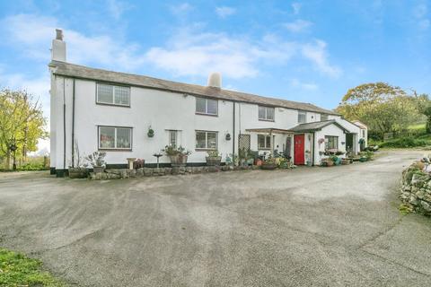 undefined, Abergele LL22