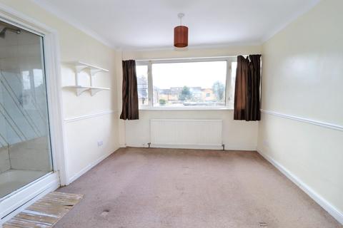 3 bedroom end of terrace house for sale, Primrose Road, Hersham KT12