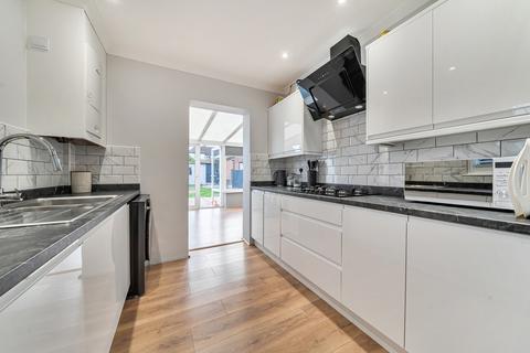 3 bedroom end of terrace house for sale, Cardinal Avenue, Morden SM4