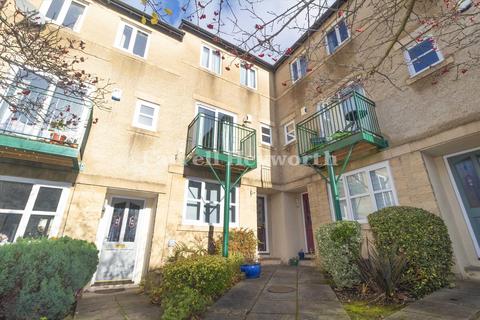 undefined, St Lukes Court, Lancaster LA1