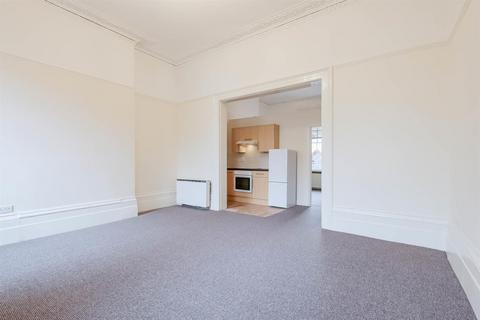 1 bedroom flat to rent, Montpellier GL50 3AY
