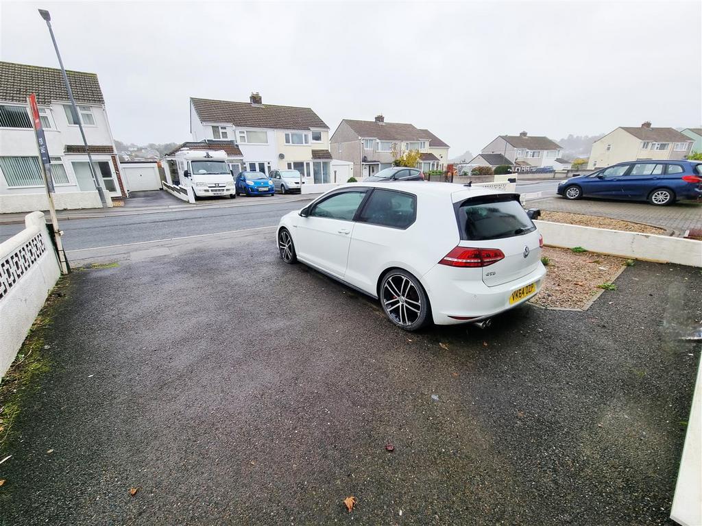 Driveway.jpg