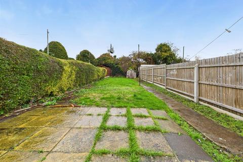 3 bedroom semi-detached house for sale, Massey Road, Gloucester