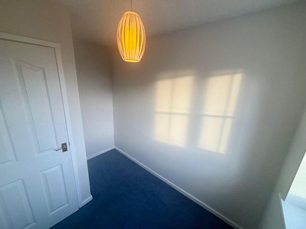 Bedroom 3.jpg