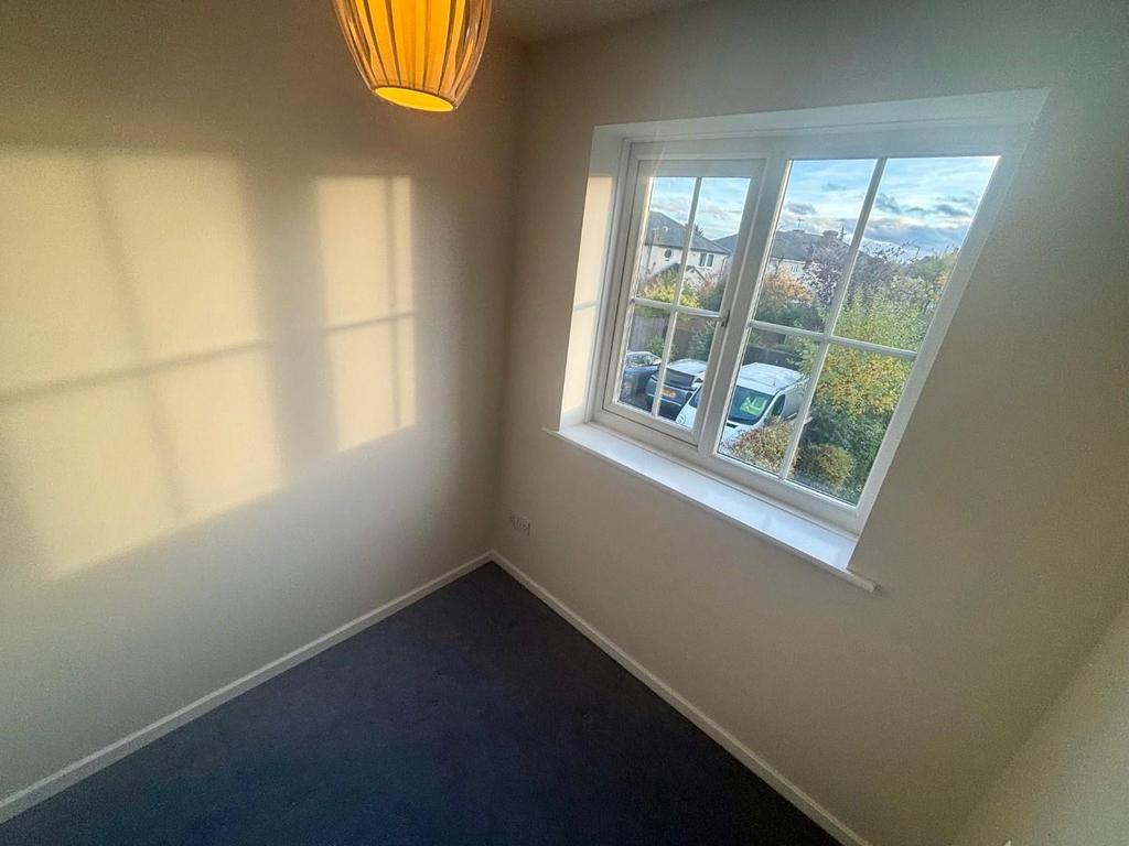 Bedroom 3 a.jpg