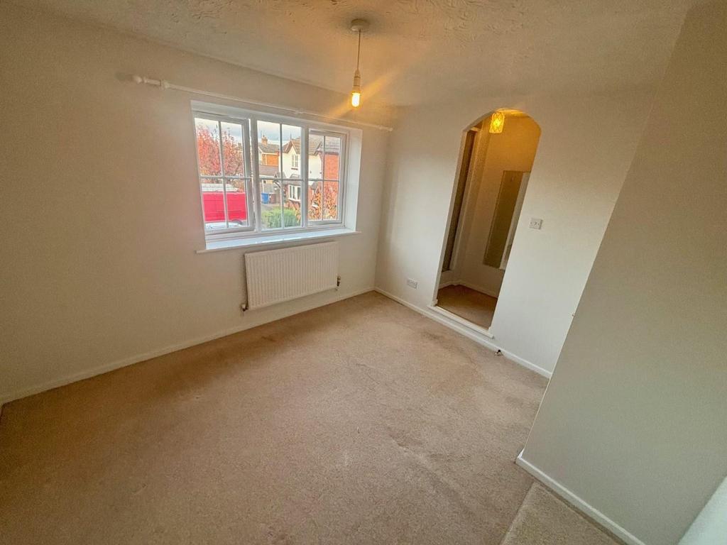 Master bedroom 2.jpg