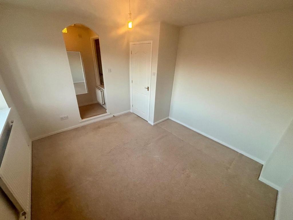 Master bedroom.jpg