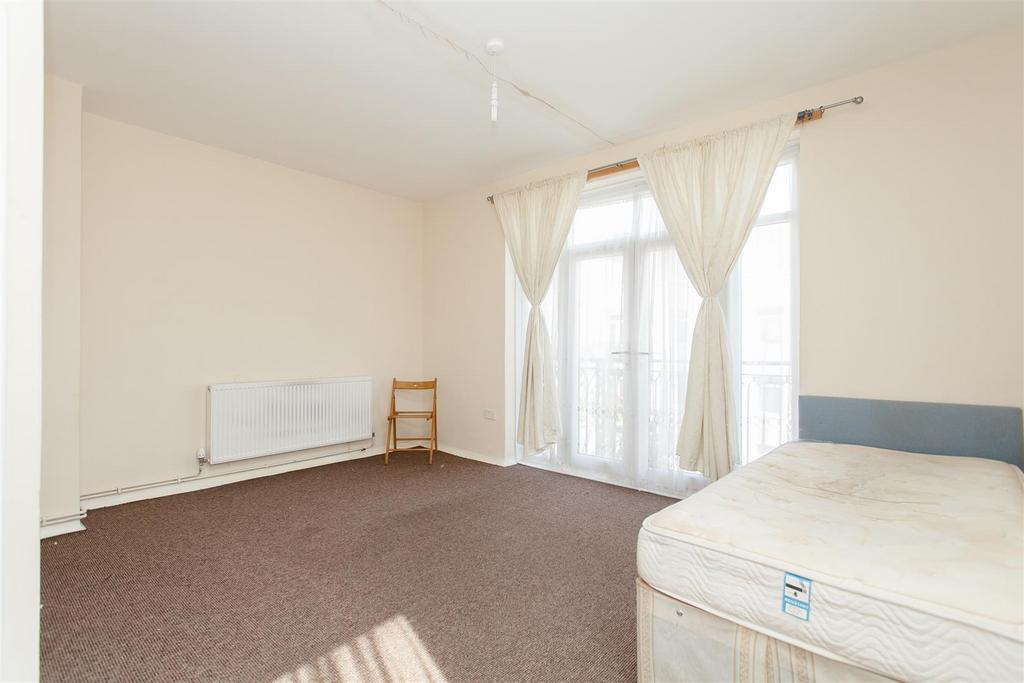 Lounge/Bedroom