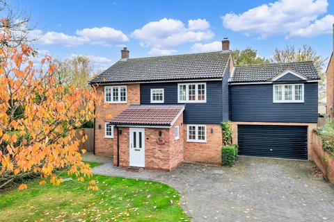 undefined, Colts Croft, Royston SG8