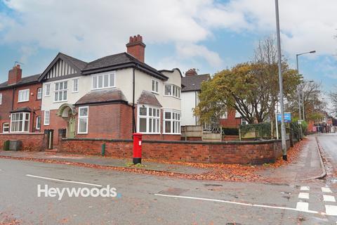 3 bedroom semi-detached house for sale, High Street, Wolstanton, Newcastle-under-Lyme, Staffordshire