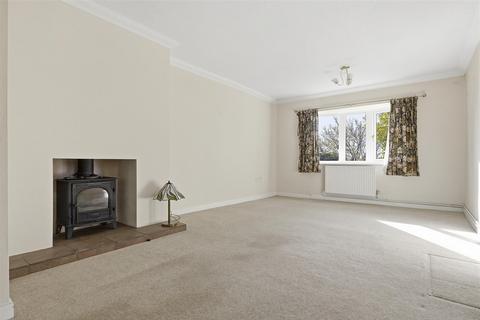 3 bedroom detached bungalow for sale, Common Road, Diss IP21