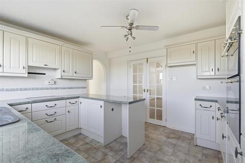 3 bedroom detached bungalow for sale, Common Road, Diss IP21