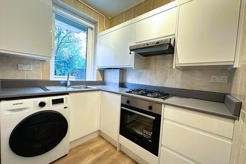 Studio for sale, Cranbourn House, Bermondsey, SE16