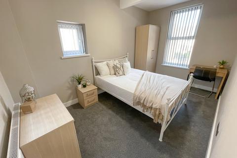 undefined, Edinburgh Road, L7 8RE,