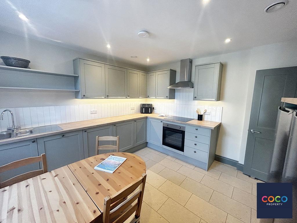 Communal Kitchen