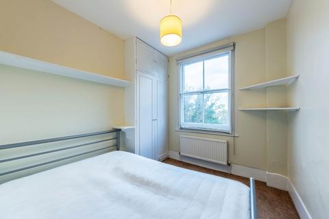 3 bedroom apartment for sale, Upper Richmond Road, London