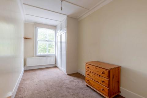 3 bedroom apartment for sale, Upper Richmond Road, London