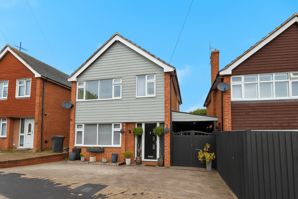 3 Bedroom Detached for Sale