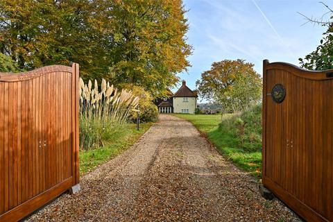 4 bedroom detached house to rent, Marlow Road, Marlow, Buckinghamshire, SL7