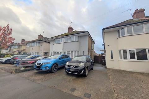 undefined, Kingston Avenue, Bedfont, TW14