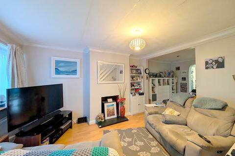 undefined, Kingston Avenue, Bedfont, TW14