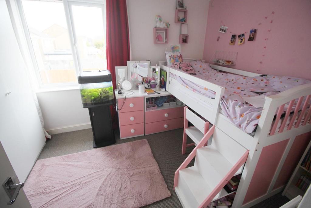 Bed 2.JPG