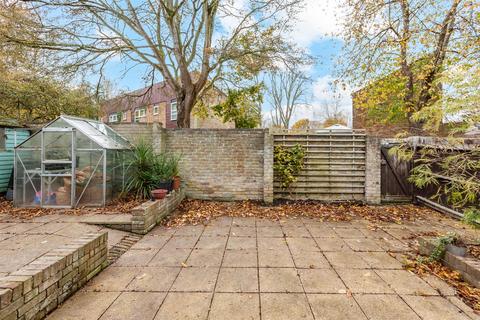 undefined, Knights Croft, New Ash Green DA3