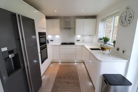 4 bedroom detached house for sale, Thirlmere, Stevenage, Hertfordshire, SG1