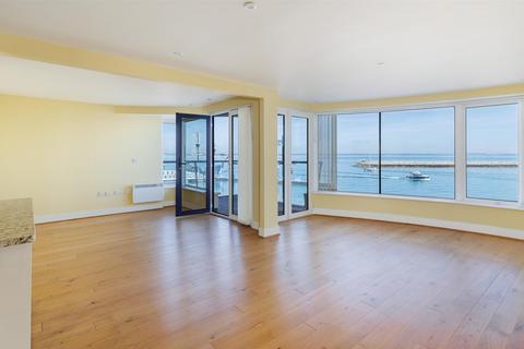 2 bedroom apartment for sale, Cowes, Isle of Wight