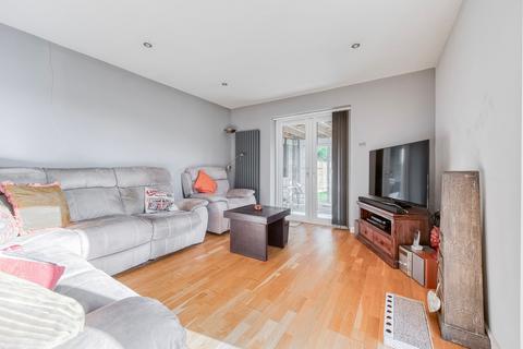 14 Brook Grove, Dereham, NR19 1EW