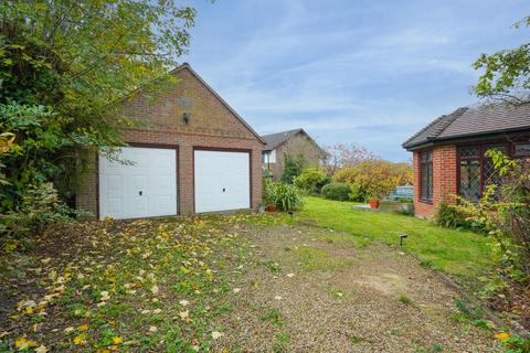 34 Larkhill, Wantage, OX12 8HA