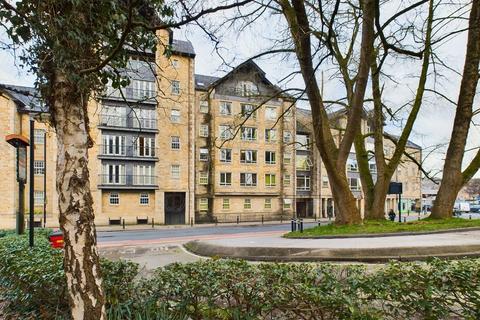 undefined, Damside Street, Lancaster LA1