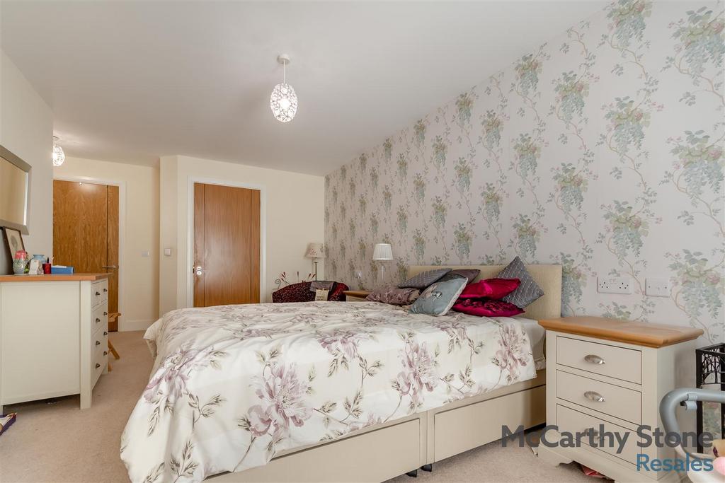 8667948-interior03.jpg