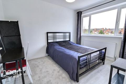 3 bedroom semi-detached house for sale, Lower Kenyon Street, Doncaster