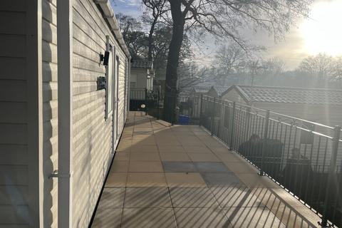 2 bedroom park home for sale, MIll Lane, Hawksworth Leeds