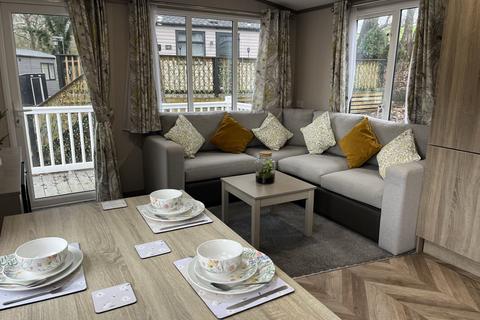 2 bedroom park home for sale, MIll Lane, Hawksworth Leeds