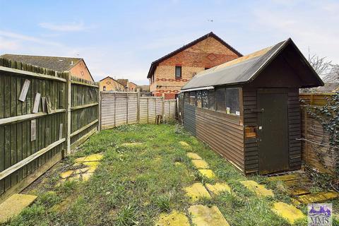 15 Damigos Road, Gravesend, DA12 2LR