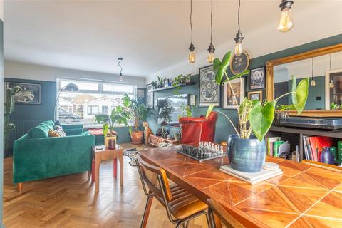 3 bedroom semi-detached house for sale, Melness Road, Hazlerigg, NE13