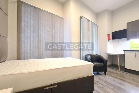 Studio to rent, The Works at Standard House, Half Moon Street, Huddersfield, HD1 2JF