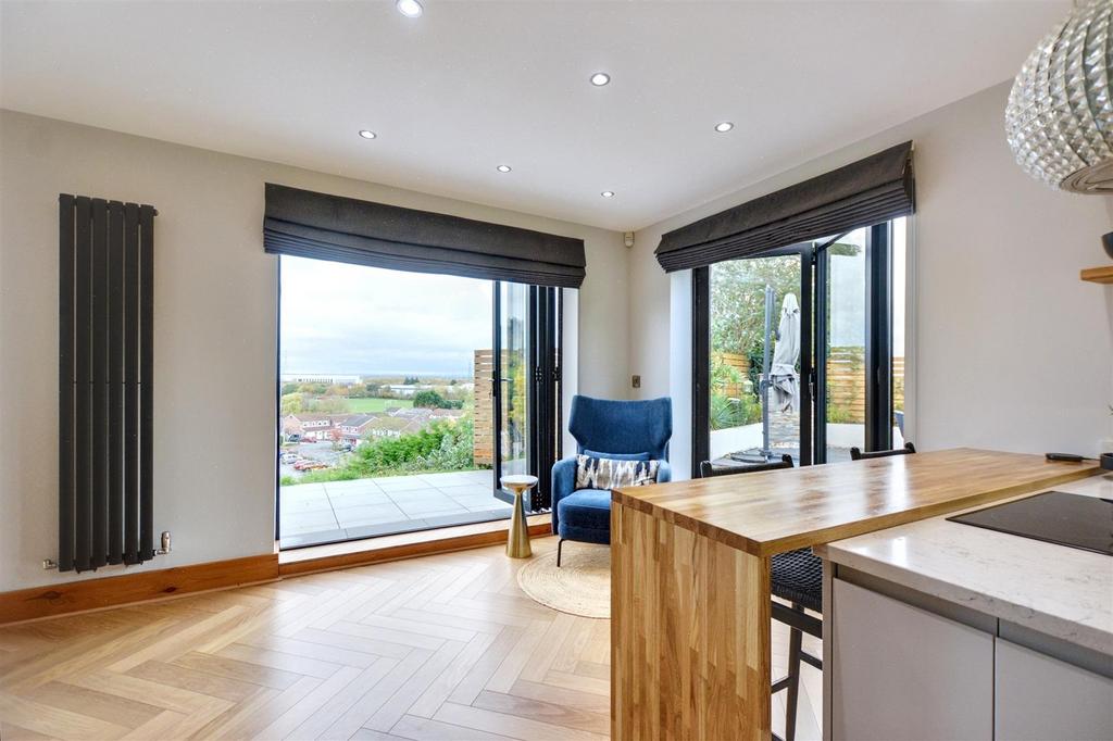 Bi folds 1.jpeg