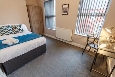 undefined, Halsbury Road, L6 6DG,