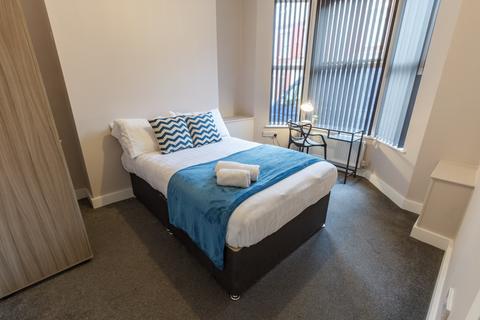undefined, Halsbury Road, L6 6DG,