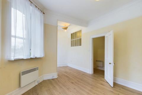 2 bedroom flat for sale, 100 Lake Road, Ambleside LA22
