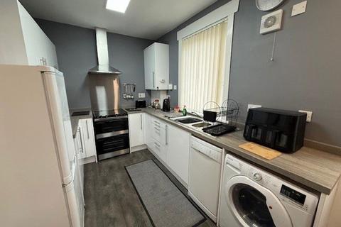 2 bedroom flat to rent, Woodburn Terrace, Fife