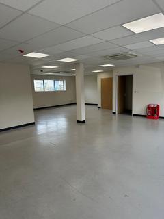Office to rent, Hambridge Lane Newbury RG14 5XJ