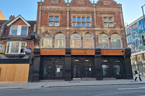 Pub to rent, 7-11 High St Croydon CR0 1QB
