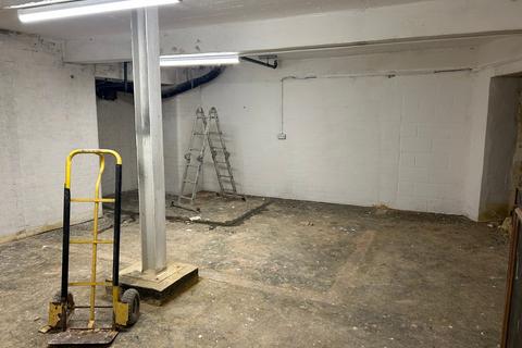 Pub to rent, 7-11 High St Croydon CR0 1