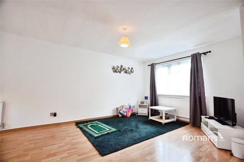3 bedroom house to rent, Brambles Farm Drive, Uxbridge, UB10