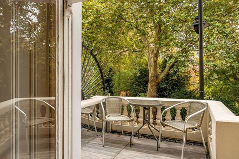 2 bedroom flat to rent, Stanhope Gardens, South Kensington, London, SW7