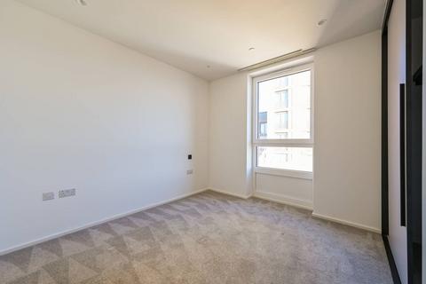 2 bedroom flat for sale, Heron Wharf, Poplar, London, E14